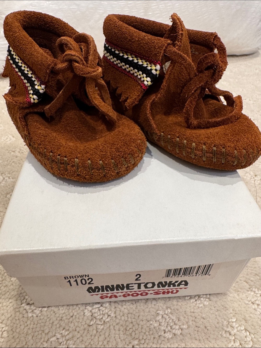 Minnetonka Infant Size 2 Brown Suede Moccasins with Woven Accent